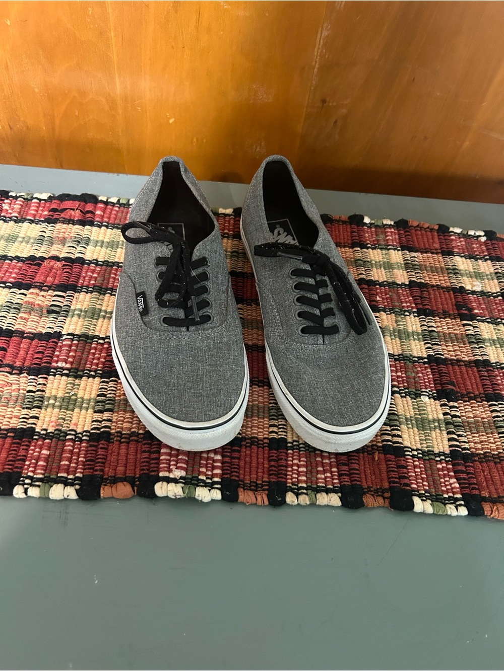 Vans Gray Canvas Low Top Sneakers Men’s 8.5 Women’s 10